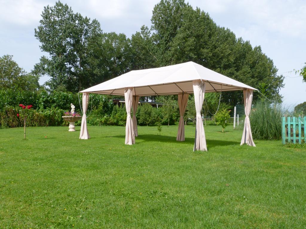 Gite Et Relais Equestre De Marie Tours-en-Vimeu Kültér fotó