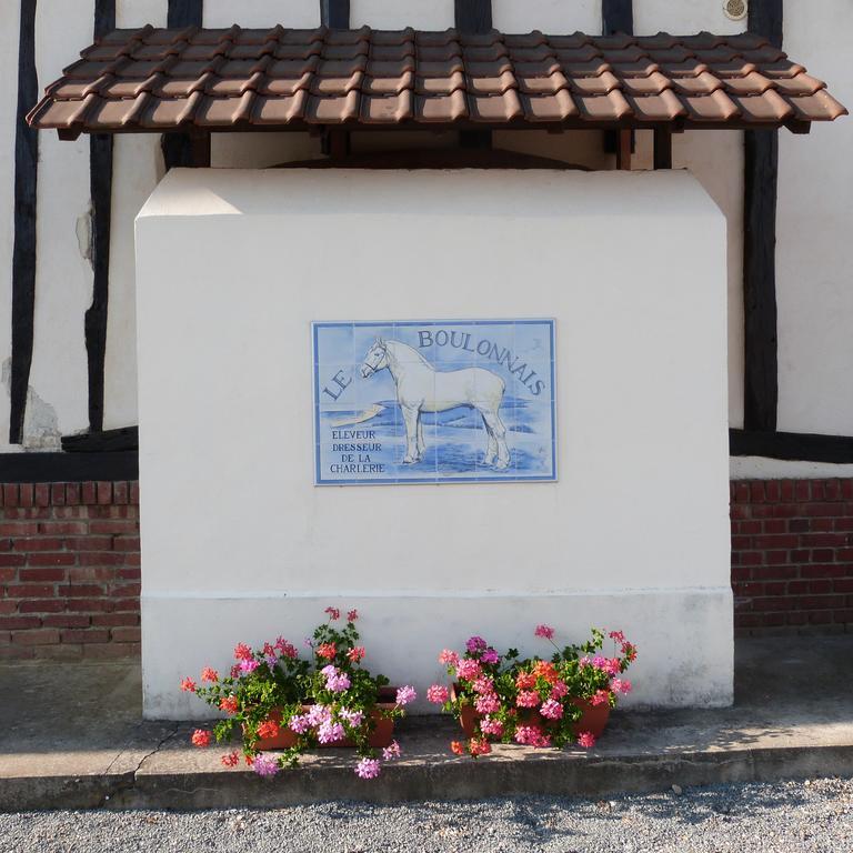 Gite Et Relais Equestre De Marie Tours-en-Vimeu Kültér fotó