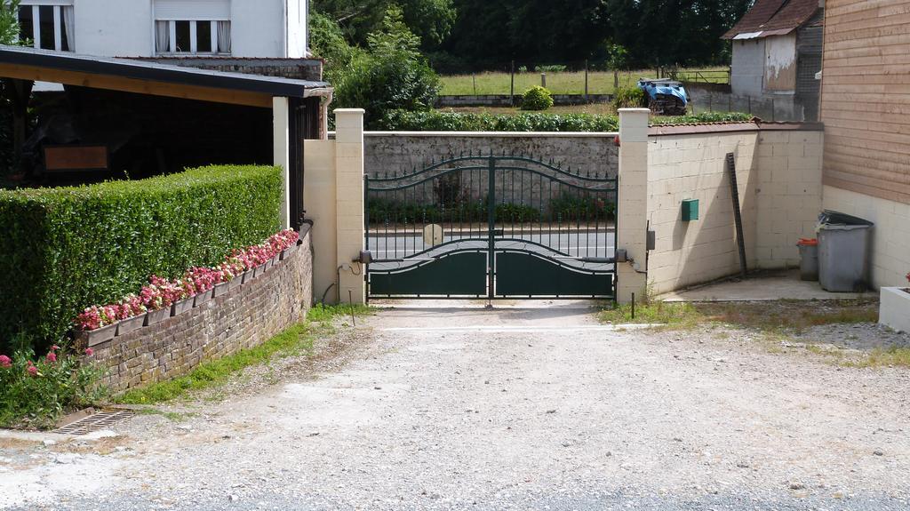 Gite Et Relais Equestre De Marie Tours-en-Vimeu Kültér fotó